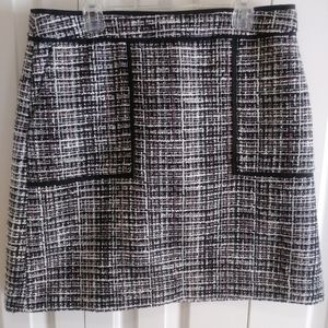Ann Taylor skirt size 8 white black multi color tweed